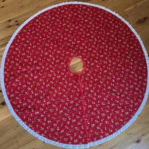 Vintage Eyelet Ruffled Quilted teddy bear theme Christmas Tree Skirt 52” Red - Picture 1 of 5