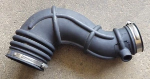 85-88 1986 PONTIAC FIERO AIR INTAKE HOSE PIPE DUCT 2.8L V6 FAST SHIP - Picture 1 of 3