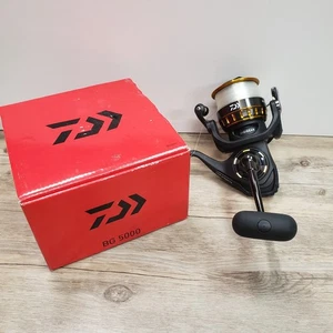 Daiwa BG 5000 Black and Gold Salzwasser Spinnrolle BG5000 - Open Box - Bild 1 von 12