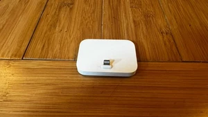 Genuine Original Apple iPhone Lightning Dock - White A1605 - Picture 1 of 3