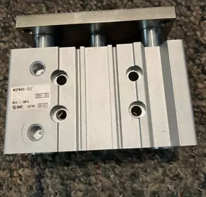 SMC Compact Guided Air Cylinder MGPM40-25Z - Picture 1 of 5