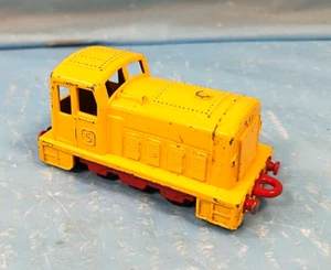 Matchbox 1979 Superfast No.24 Shunter Railway Locomotive Diecast. - Picture 1 of 3