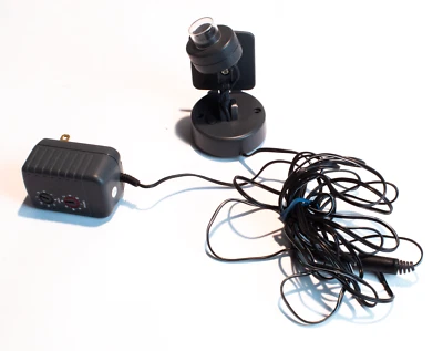 X10 2.4GHz Wireless Color Camera Video Sender Model No.XC10A - Image 1 of 2