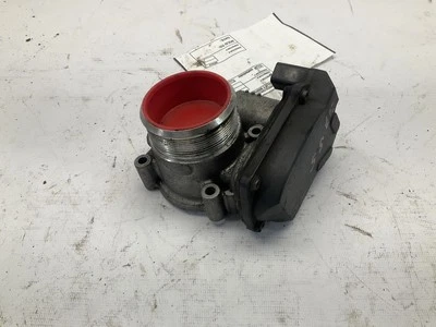 09-17 Volkswagen Tiguan 2.0 TSI carrocería del acelerador P Foto 1 de 4