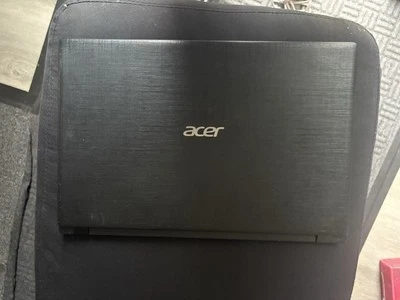 Portátil Acer Aspire-3 Foto 1 de 4