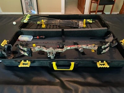 PSE Archery X Force Bow - Hunting Bow - Lightly used - All set up  - Image 1 of 3