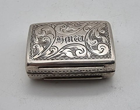 GOOD CONDITION QUALITY ANTIQUE STERLING SILVER VINAIGRETTE BIRMINGHAM 1862 Cover