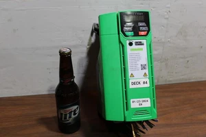 Control Techniques Commander C200-044 00135 A 7,5 hp INV = 32631 - Imagen 1 de 7