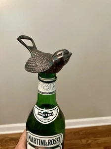 Vintage Metal BIRD SPARROW FIGURAL BOTTLE CAP & TWIST TOP BOTTLE OPENER Bar Wine - Picture 1 of 8