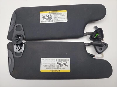 Par de parasoles iluminados Dodge Challenger 2017-2023 6KM08DX9AB 6KM09DX9AB Foto 1 de 2