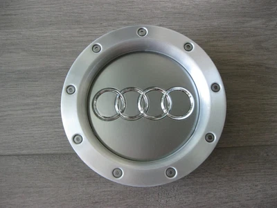 Tapacubos central de rueda para AUDI A4 S4 Allroad A6 S6 A8 S8 TT NUEVO 8D0601165K Foto 1 de 4