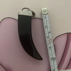 Colgante de cuerno negro brillante de plata de ley 925 de colección de 2,5 de largo - Imagen 1 de 5