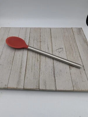 Espátula de silicona roja Tovolo mango de acero inoxidable de 12" Foto 1 de 4