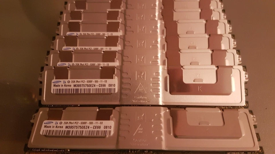 HP 80GB (40X2Gb) PC2-5300 DDR2-667 MHz server DIMM 240-pin server P/N:455263-061 - Image 1 of 1