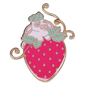Jolie mini broche broche lapin fraise fruit animal métal émail insigne