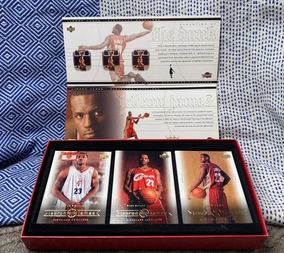 2003-04 Upper Deck 勒布朗·詹姆斯 32 张卡新秀盒套装!!! 完好开封 — 第 1/4 张图片