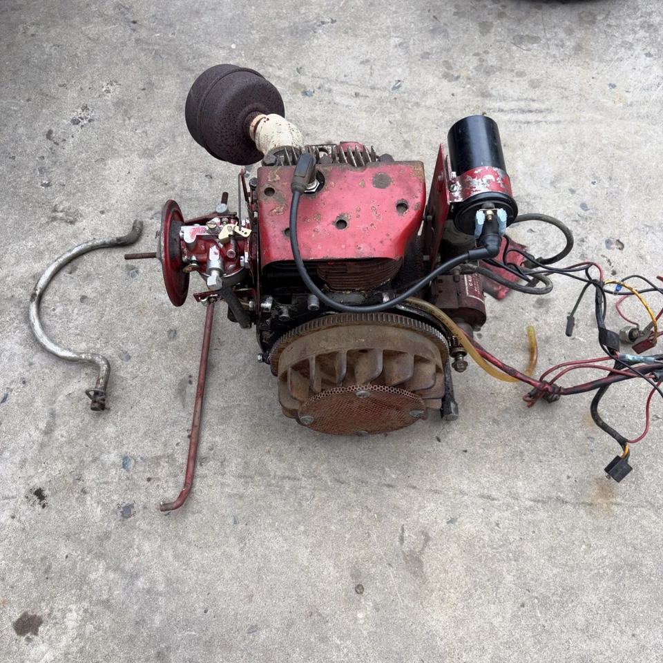 Kohler K301 12HP - Image 1 of 4