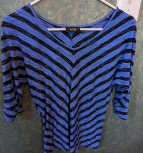 Modern Essentials APT. 9-Black&Blue V-Neck Top- Sz Small - Picture 1 of 2