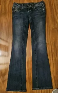 Pantalones de mezclilla para mujer Miss Me Bootcut de encaje con bolsillos de calavera - Imagen 1 de 5