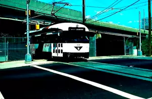 ORIGINALE KODACHROME SLIDE NJT NEWARK CITY METROPOLITANA PCC #19 ARANCIONE ST. 22 AGOSTO 2001 - Foto 1 di 1