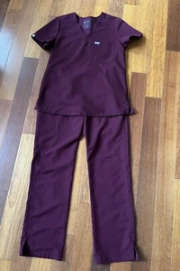 Figs Burgundy Kade Cargo Scrub Pants And Catarina One Pocket Top Sz S Excellent - Picture 1 of 12