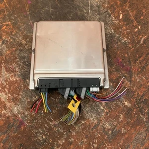 Mercedes C Class ECU Engine Control Unit 2.0L Petrol W203 2006 A1111531879 - Picture 1 of 5