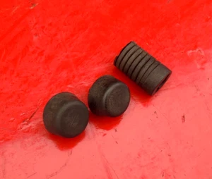 10 11 12 13 14 SUBARU LEGACY Hood Rubber Front Stop Buffer Cushion SET OF 3 OEM - Picture 1 of 4