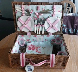 VINTAGE JOULES 4 PERSON WICKER PICNIC BASKET CUTLERY PLATES WINE GLASSES - Picture 1 of 9