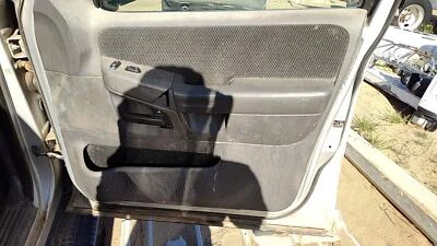 Panel de moldura de puerta interior delantera derecha Explorer 2001 02 pasajero con interruptores gris Foto 1 de 4