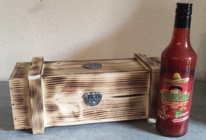 Mexican - würziger Tomaten Likör mit Holzbox, Geschenkidee, Vatertag, Geburtstag - Bild 1 von 6