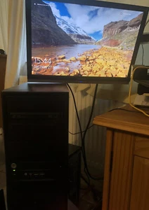 Torre de computadora PC Intel Dual Core G840 gigabyte - Windows 10 - 4 GB RAM - 2 discos - Imagen 1 de 12