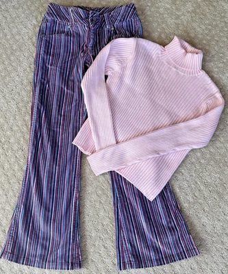 PANTALONES ACAMPANADOS A RAYAS MORADAS NIÑOS PARCHE CALABAZA Y SUÉTER ROSA TALLA 10 Foto 1 de 4