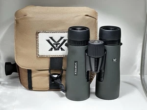 Vortex Optics Diamondback HD 8X42 Binocular w/ Vortex Harness Case - Picture 1 of 5