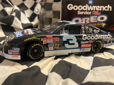 RARE* Dale Earnhardt BLACK PEARL FINISH #3 GM Goodwrench Oreo 2001 1/18 Diecast - Image 1 of 4