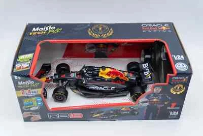 Maisto Tech RC 1:24 - 2.4 GHZ - USB Charge - RB18 Oracle RedBull Max1 Verstappen - Image 1 of 4