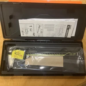 Mitutoyo 500-197-30 200mm/8'' Absolute Digital Digimatic Vernier Caliper - Picture 1 of 5