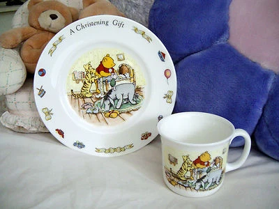 JUEGO DE 2 PIEZAS TAZA Y PLATO BAUTIZO ROYAL DOULTON WINNIE THE POOH Foto 1 de 4