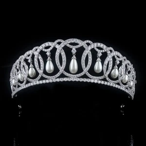 Corona de tiara clásica de circonita cúbica de lujo para mujer Queen Elisabeth - Imagen 1 de 6