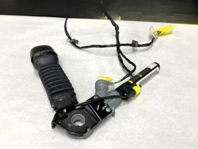 2006-2009 Jeep Commander Front Left Driver Black Seat Belt Buckle Assembly OEM - Image 1 of 4