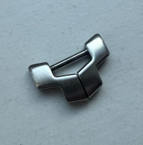 Tag Heuer Link Brushed Steel Half 1/2 Link 18mm with Screw BA0570 BA0575 BA0576 - Picture 1 of 11