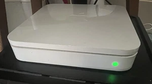 Apple AirPort Extreme Base Station Model A1408 with Power Supply - Picture 1 of 5