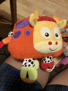 Cloth Baby Book Kidsbooks Old MacDonald had a Farm Plush Cow 2015 STROLLER CLIP - Picture 1 of 15