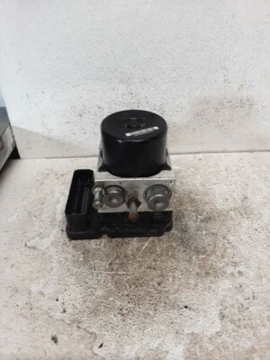 2008 Jeep Commander ABS Anti Lock Brake Pump Assembly OEM - Image 1 of 3