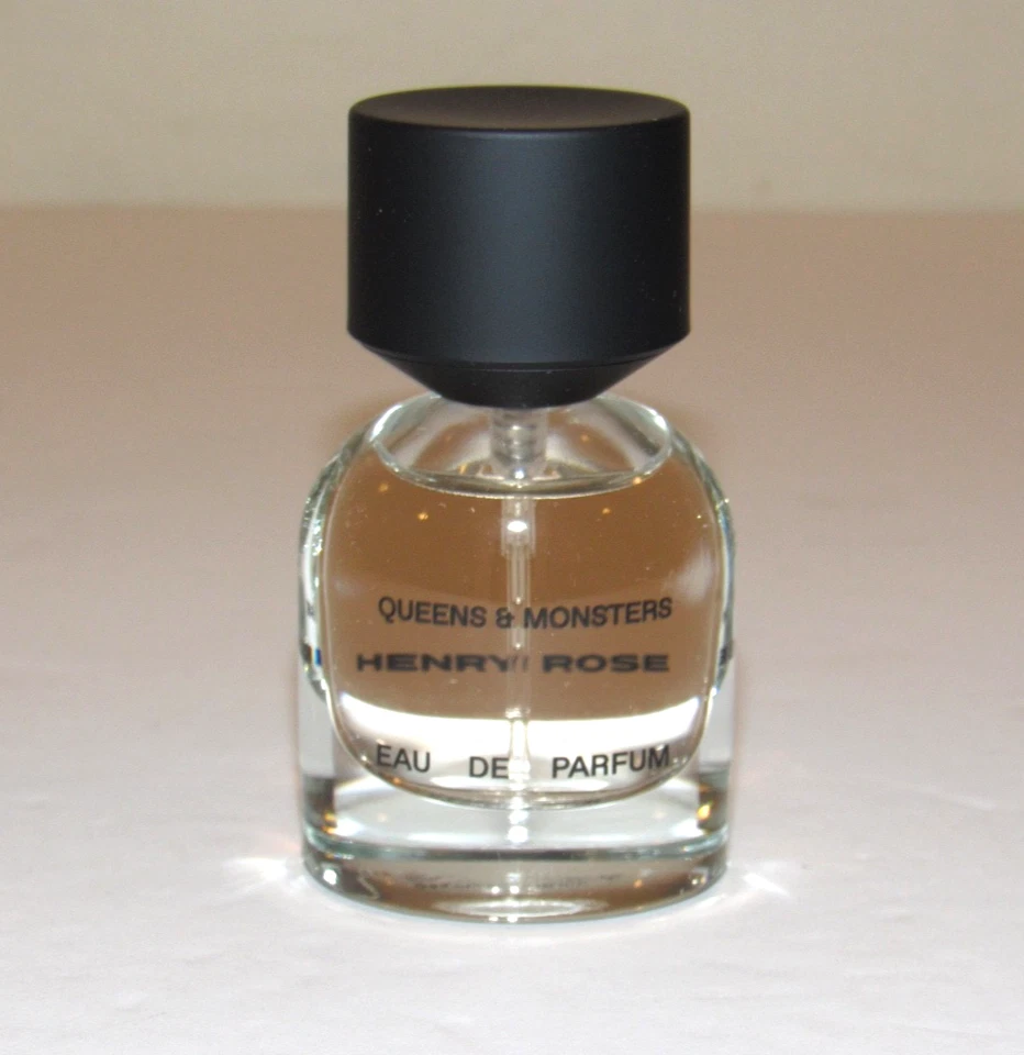 Henry Rose QUEENS & MONSTERS Eau de Parfum 0,33 OZ 10 ml MINI Botella Perfume Nuevo sin Caja Foto 1 de 1