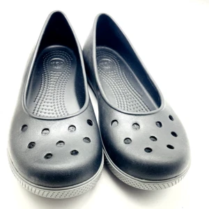 Zapatos planos de ballet CROCS Airy para mujer 8 negros 14379 - Imagen 1 de 9