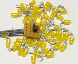 50 Stück Durchsteck LED 3mm gewinkelt 2,2V 30mA gelb, Rund-Linse (M6525) - Picture 1 of 6