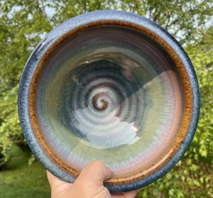 Bill Campbell Art Pottery Round Bowl Blue Drip Glaze Swirl 7.5 in dia, 3-cup cap - Picture 1 of 14