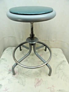 Royal Metall drehbarer Ladenhocker höhenverstellbar 17" - 23" - Bild 1 von 11