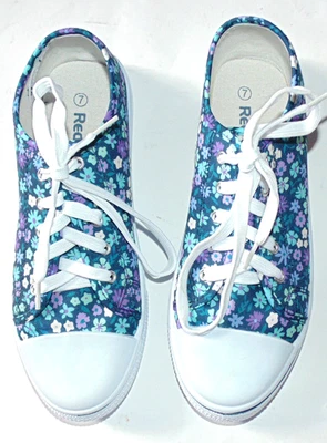 RED FISH brand new size 7 women's floral sneakers. - Image 1 of 4