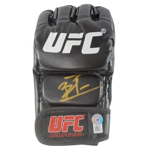 Jiri Prochazka Signed UFC Glove Beckett Authentic MMA Autographed Memorabilia - Picture 1 of 6